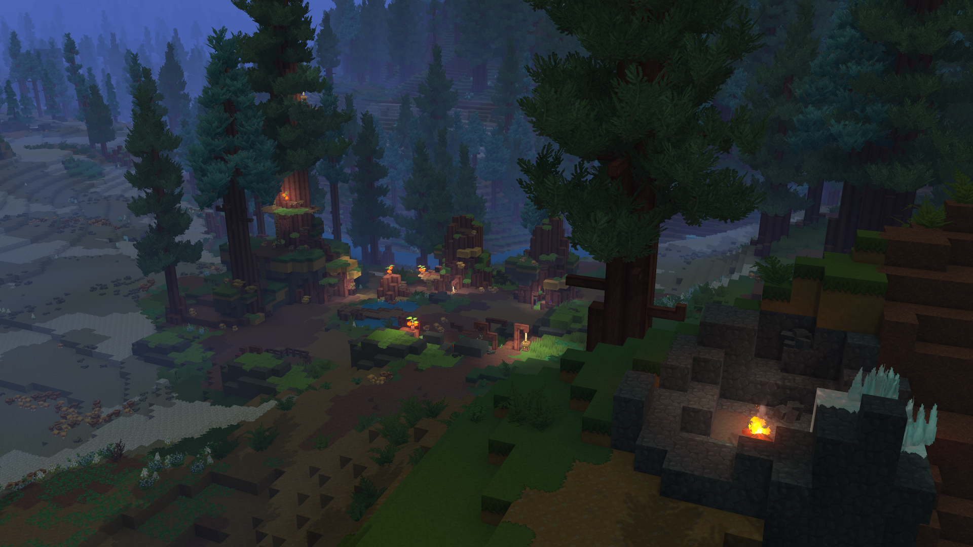 Скалистые выступы и высокие деревья, дающие укрытие в лесном ландшафте